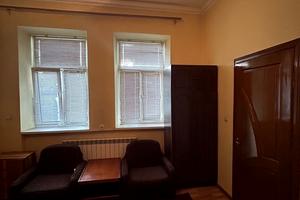 квартира за адресою Шиптицького, 3