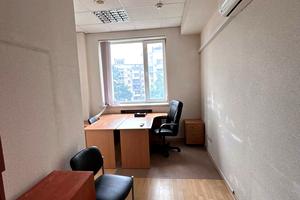 коммерческая по адресу Николая Михновского бульв. (Дружбы Народов), 38