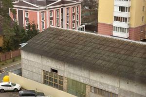 комерційна за адресою Ярослава Мудрого вул., 10