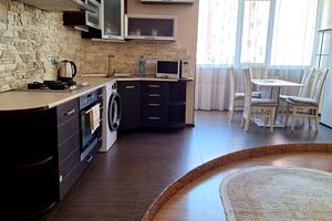 квартира по адресу Парусная ул. (Героев Сталинграда), 1