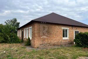 комерційна за адресою Підгірний, 20