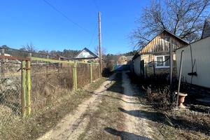 ділянка за адресою Київська вул., 140