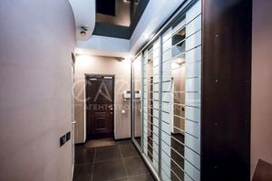 комерційна за адресою Велика Васильківська вул. (Червоноармійська), 72