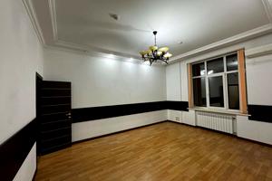 комерційна за адресою Старонаводницька вул., 6-Б
