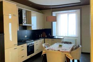 квартира за адресою Чорновола вул., 107а