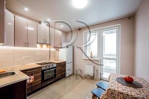 квартира за адресою Ревуцького вул., 40-В