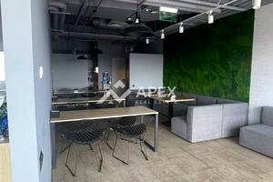 комерційна за адресою Спортивна пл., 1а