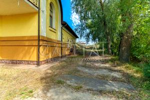 дом по адресу Лесі Українки, 1