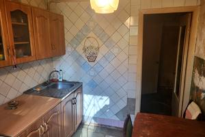 квартира за адресою Михайла Драгоманова вул. (Димитрова), 52