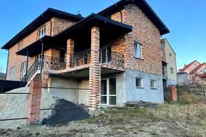 будинок за адресою Володимира Великого вул.