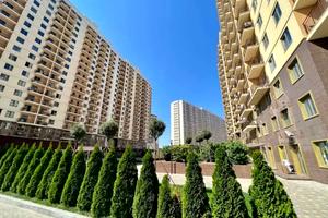 квартира за адресою Перлинна вул., 8