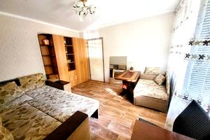 квартира за адресою Євгенія Логінова вул. (Крилова), 48