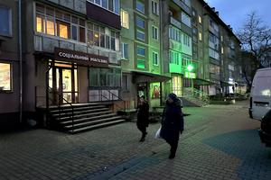 коммерческая по адресу Василия Симоненко ул., 6