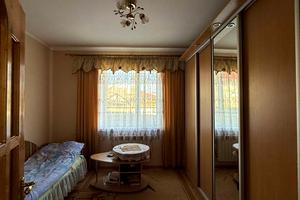 будинок за адресою с. Крихівці, Сірка Івана вул., 27