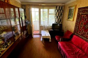 квартира за адресою Космонавтів вул., 2