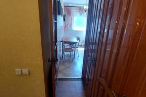 квартира за адресою Космонавтів вул., 86