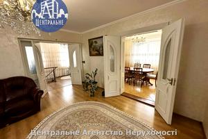 будинок за адресою Південно-Кільцева вул.