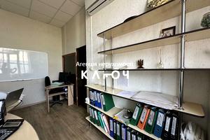 комерційна за адресою Олега Ольжича вул., 48