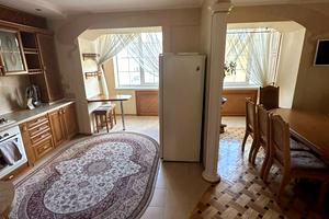 квартира за адресою Паркова вул., 6/2