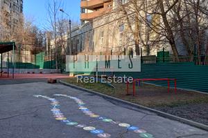 комерційна за адресою Борщагівська вул., 204 к2