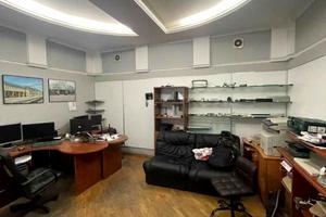 коммерческая по адресу Польский спуск, 1