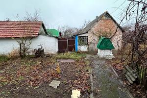будинок за адресою Центральна, 1