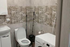 квартира за адресою Домбровського вул., 3б, к.4-7