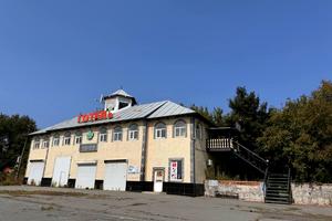 комерційна за адресою Хмельницька, 1