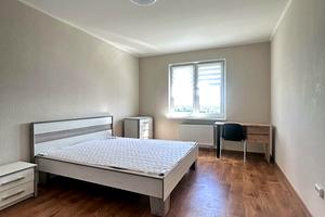 квартира за адресою Ревуцького вул., 54