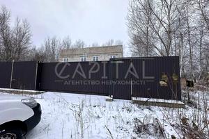 коммерческая по адресу Дарницький, 1