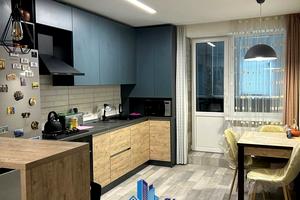квартира за адресою Лушпи, 5