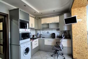 квартира за адресою Василя Симоненка вул., 3в