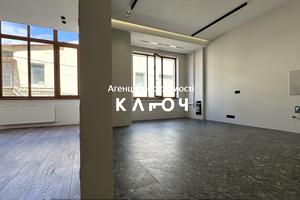 квартира за адресою В'ячеслава Чорновола вул., 20