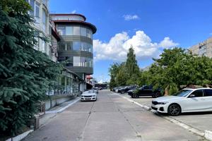 комерційна за адресою Кульпарківська вул., 230
