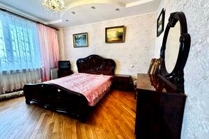 квартира за адресою Сергіївська вул., 3б