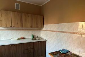 квартира за адресою Берегова вул., 25