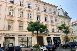 квартира за адресою Театральна вул., 5