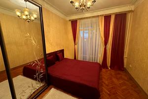 квартира за адресою Ярослава Гашека бульв., 16