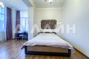 квартира по адресу Розваги ул., 27