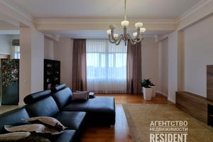 квартира за адресою Левка Лук'яненка вул. (Василя Жуковського), 3-Г