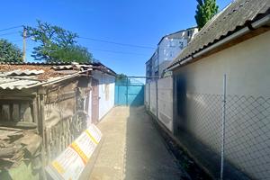 будинок за адресою 8-ма Поздовжня вул.