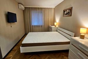 квартира за адресою Єврейська вул., 42
