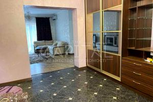будинок за адресою Центральна