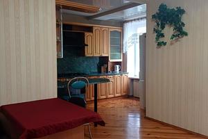 квартира за адресою Університетська пл. (Радянська), 55