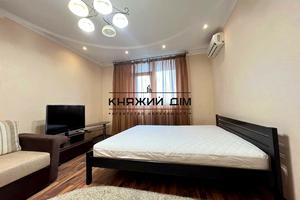 квартира за адресою Степана Рудницького вул. (Академіка Вільямса), 5