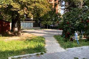 квартира за адресою Дністровська вул., 65