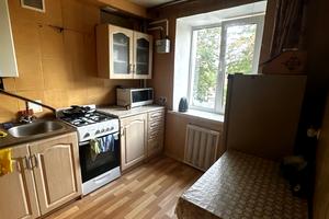 квартира за адресою 128-ї Бригади Тероборони вул. (Курчатова), 4