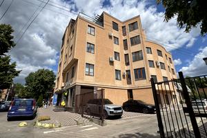 квартира за адресою В'ячеслава Чорновола вул., 23