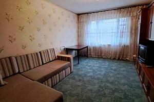 квартира за адресою вул. Озерна, 15