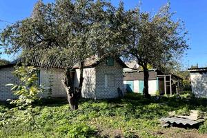 будинок за адресою смт. Пісочин, провулок Лісовий